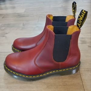 Brand New Dr Martens Men's 2976 Chelsea Boot